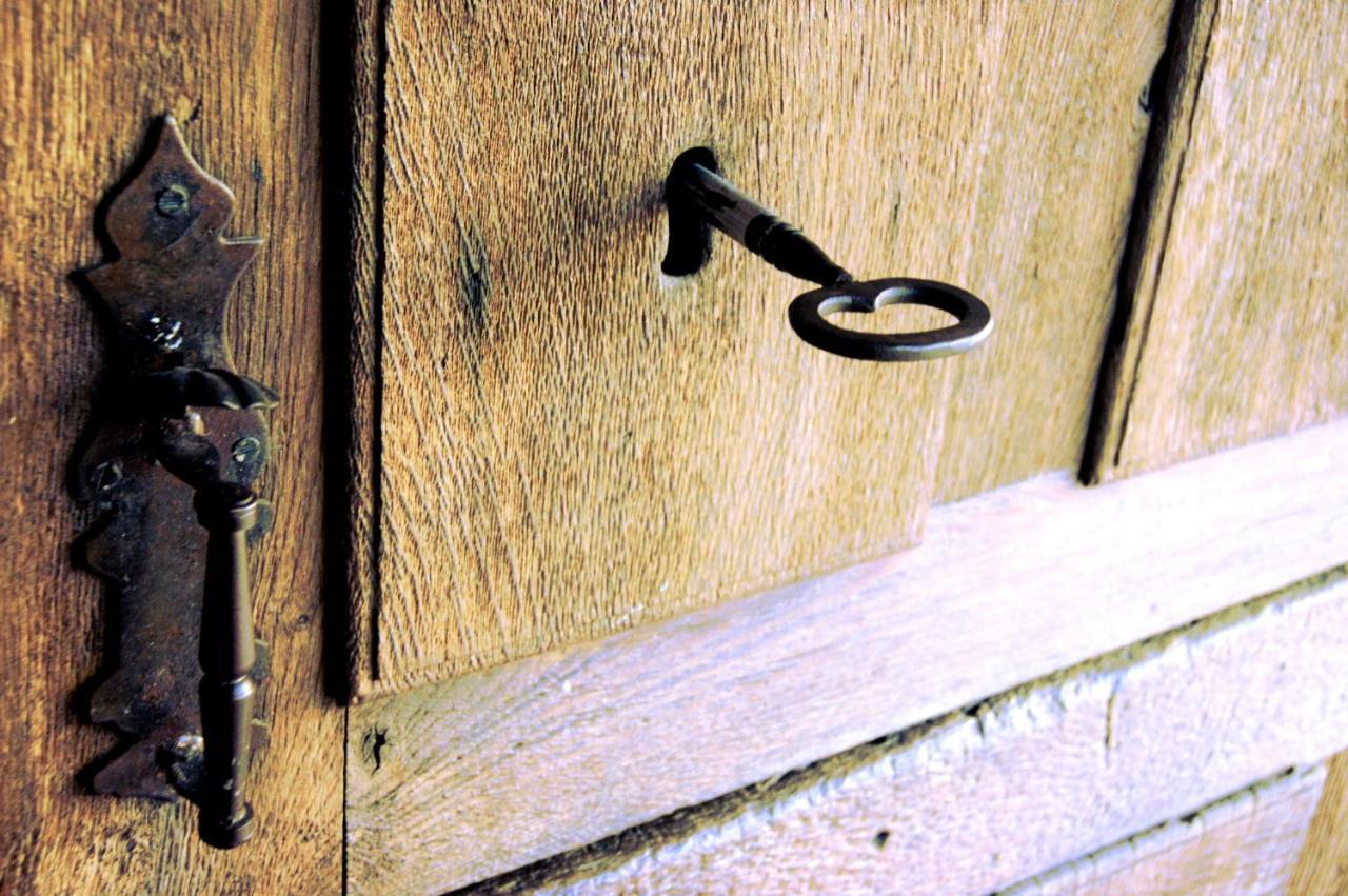 Casas de trevijano Cañon del rio leza jardin y barbacoa Soto en Cameros Exterior foto