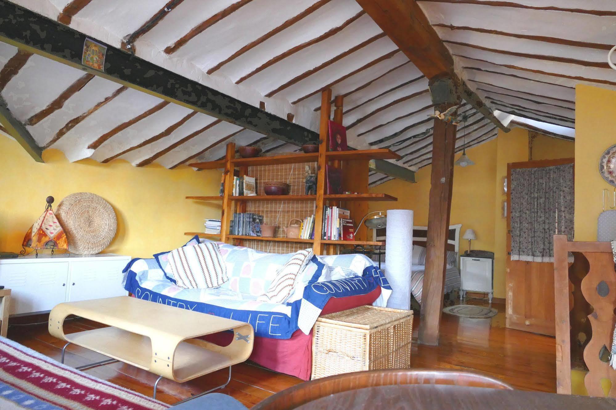 Casas de trevijano Cañon del rio leza jardin y barbacoa Soto en Cameros Exterior foto