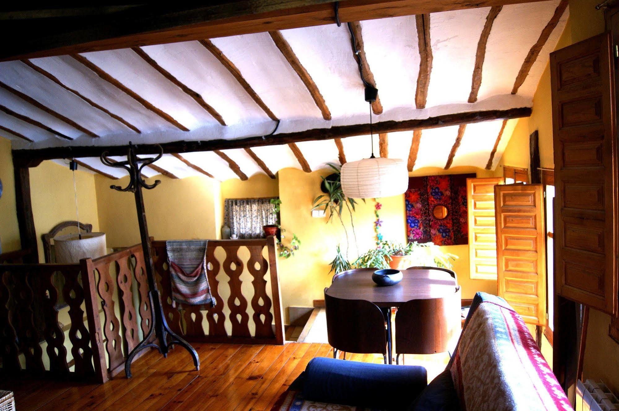 Casas de trevijano Cañon del rio leza jardin y barbacoa Soto en Cameros Exterior foto